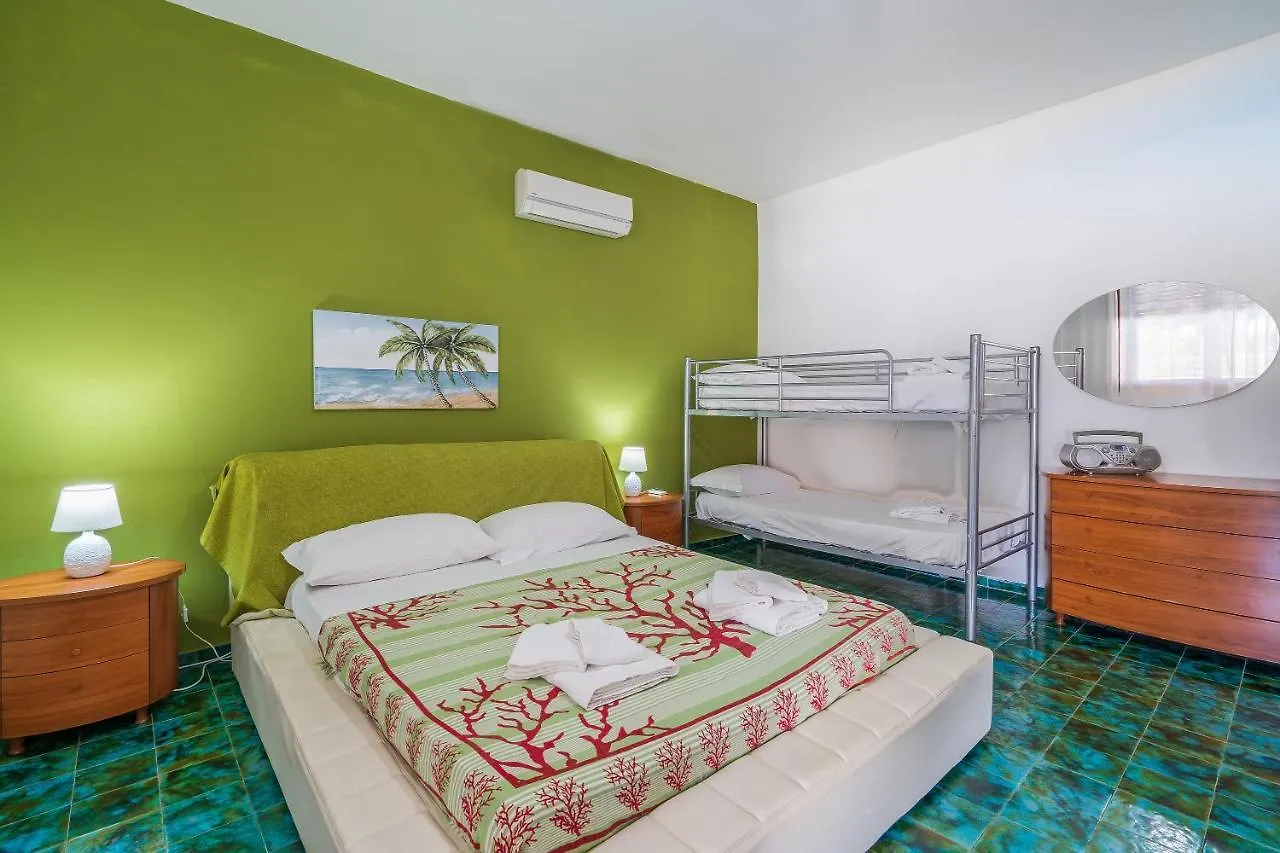 Bes Beach - Villa Con Piscina Fontane Bianche
