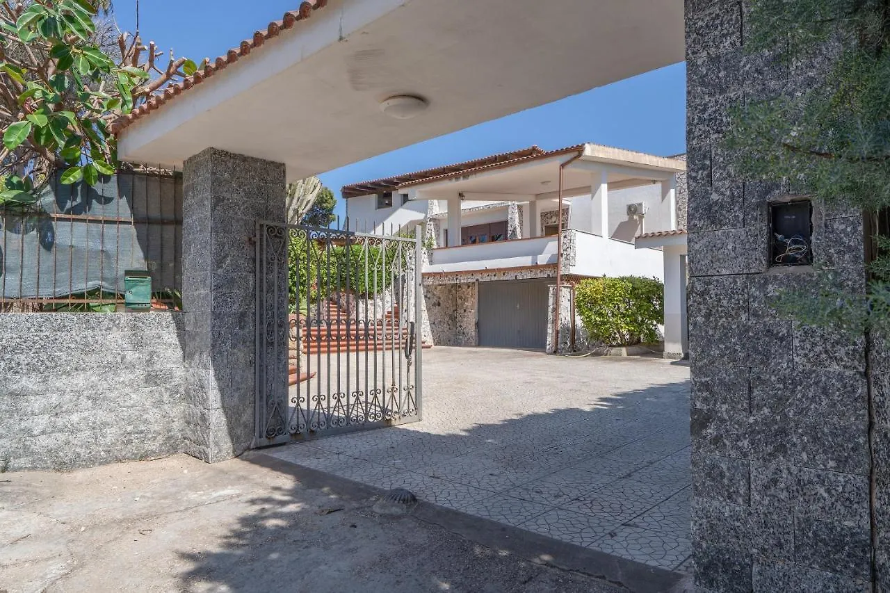 Bes Beach - Villa Con Piscina Fontane Bianche